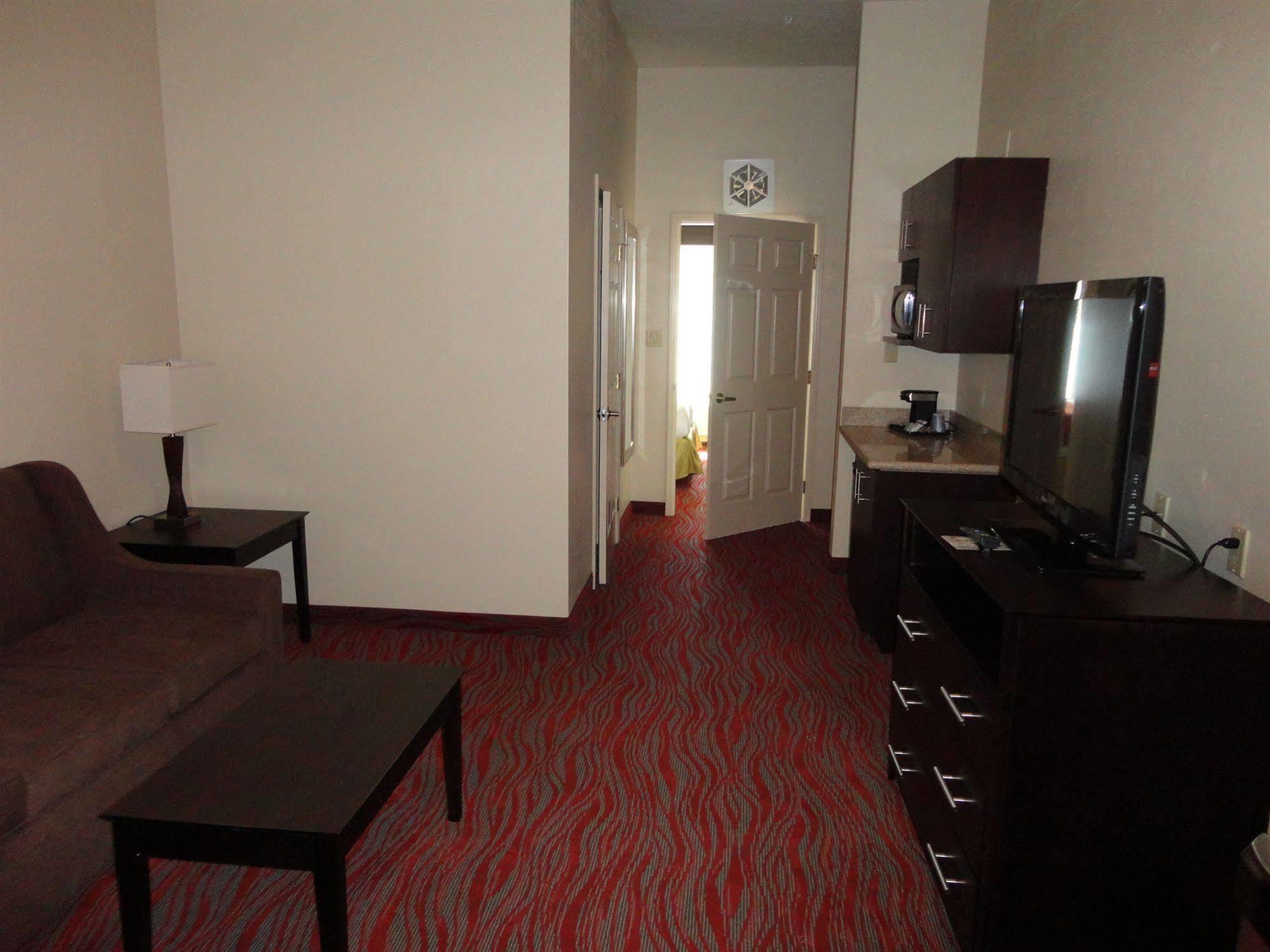Holiday Inn Express & Suites Indianapolis North - Carmel By Ihg Exterior photo
